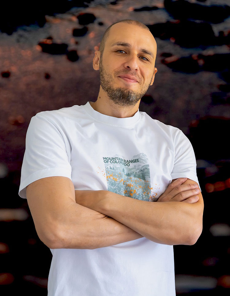 Александър Кръстев